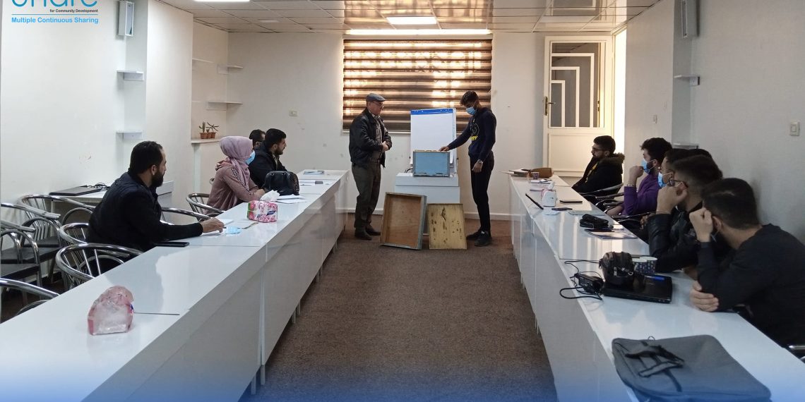 فرص التدريب في مركز Share لتعلم مهارات رعاية النحل وجمع العسل بشكل احترافي